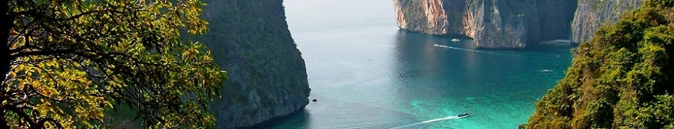Phi Phi Ferry schedule and booking.